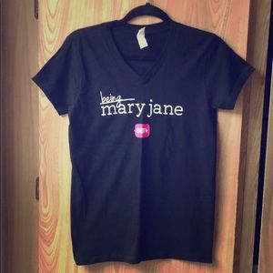 Being Mary Jane Women’s T-shirt Size Medium